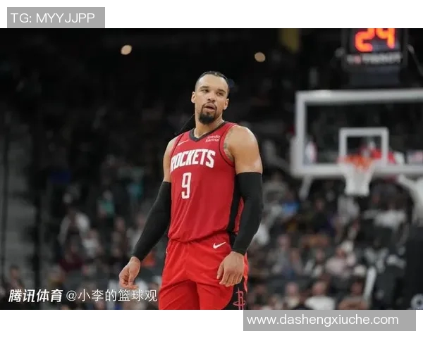 火箭队与尼克斯的激烈对决分析及赛季前景展望